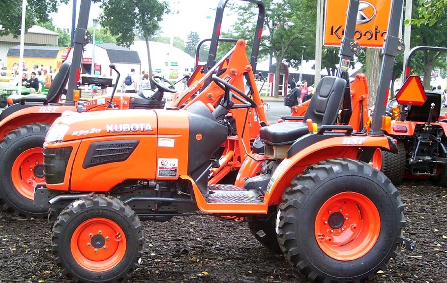 KUBOTA B2600 CZĘŚCI DO SILNIKA